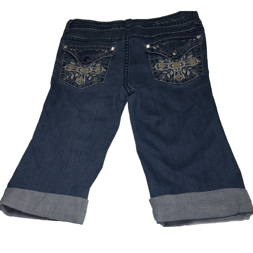 Zenim Capri Jeans Blue Denim Embellished Pocket  Mid Rise Cuffed Women